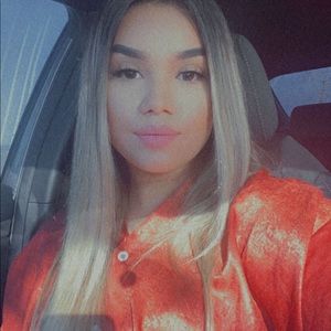 Meet your Posher, Destiny